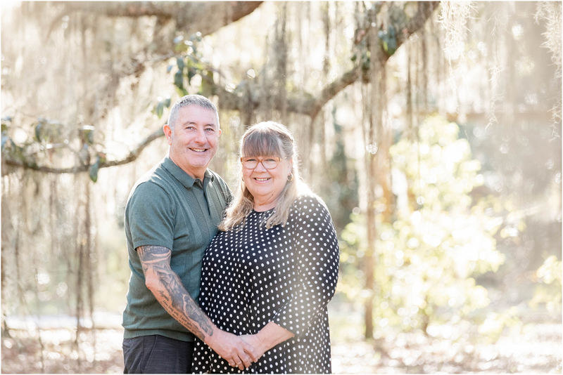 Extended family portraits at Lake Louisa State Park in Clermont Florida