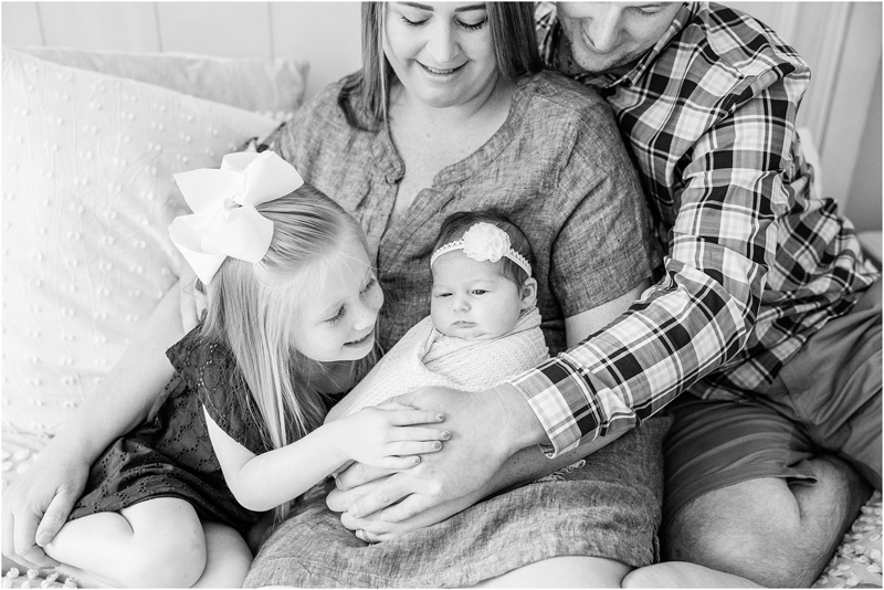 LIFESTYLE NEWBORN PHOTOGRAPHY BY STACEYLEE PHOTOGRAPHY