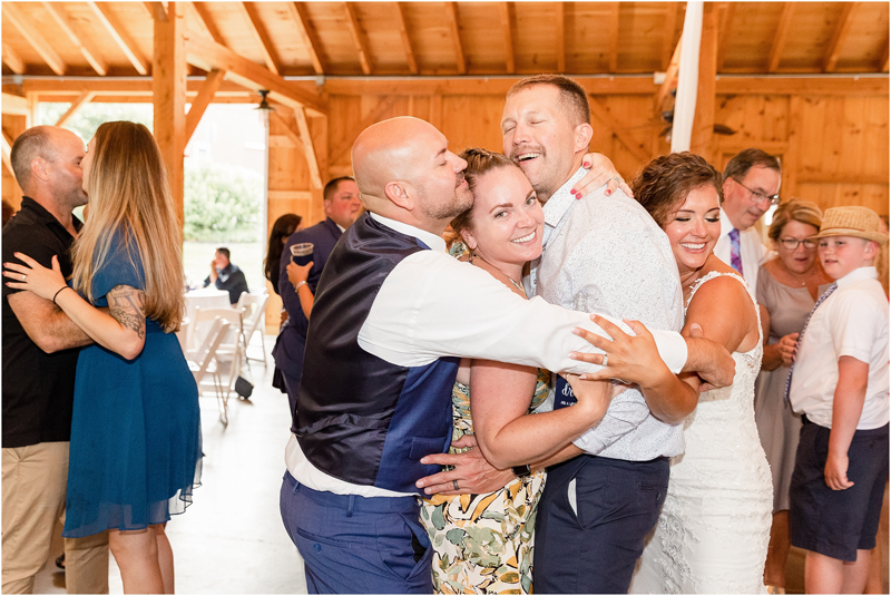 Summer wedding at Pond View Farm in Whitehall Maryland.