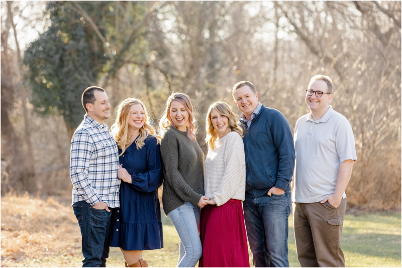 Extended family portraits in Baltimore, Maryland