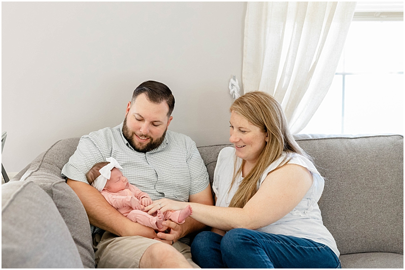 Lifestyle Newborn photography in Annapolis, Maryland