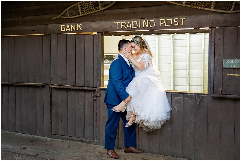 Fall Wedding at Camp Puh'tok in Monkton, Maryland by StaceyLee Photography